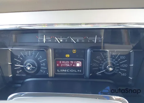 2007 Lincoln Navigator Ultimate z USA, uszkodzony, nr VIN 5LMFU27547LJ04052